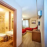 The Empress Theodora Hotel 3*