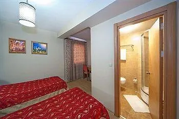 The Empress Theodora Hotell 3*