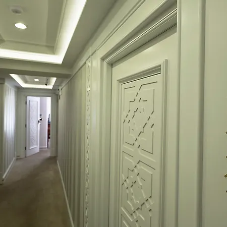 Otel The Empress Theodora 3*