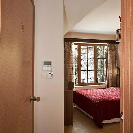 Ξενοδοχείο The Empress Theodora