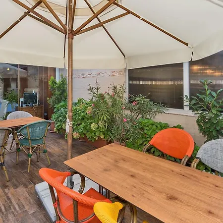 Ξενοδοχείο The Empress Theodora